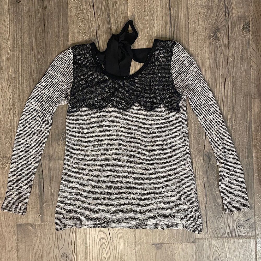 5. Black and white lace top sweater